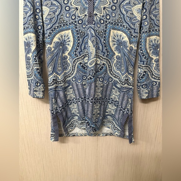 J. MCLAUGHLIN Catalina Cloth Stretch Popover Tunic Blue White Print X - Picture 2 of 6